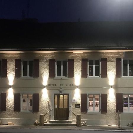 Hotel De Ville Les Verrieres Exterior foto